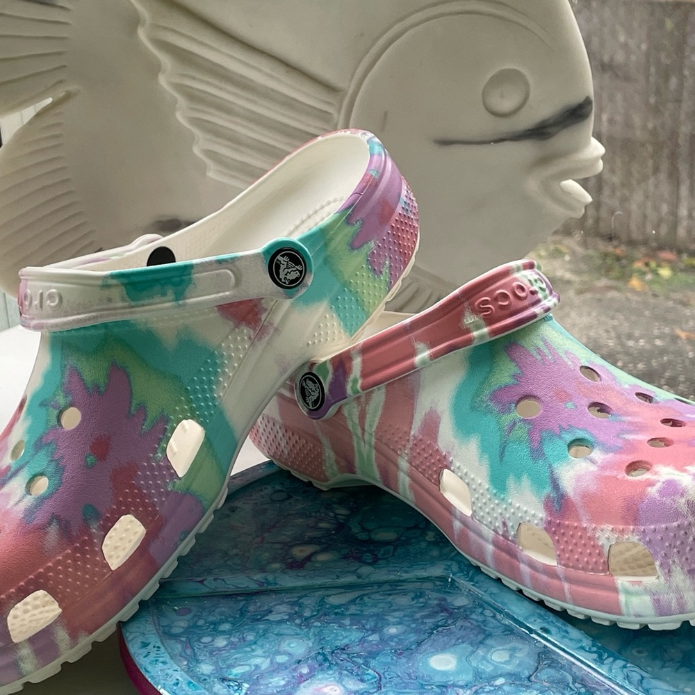 CROCS Classic M9/W11 Pastel Tie Dye Clogs